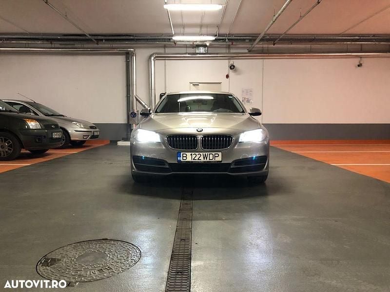Second-hand BMW 525 Comfort Edition 218 CP (160 kW) 2013 Culoaregalbeuriu Berlinǎ