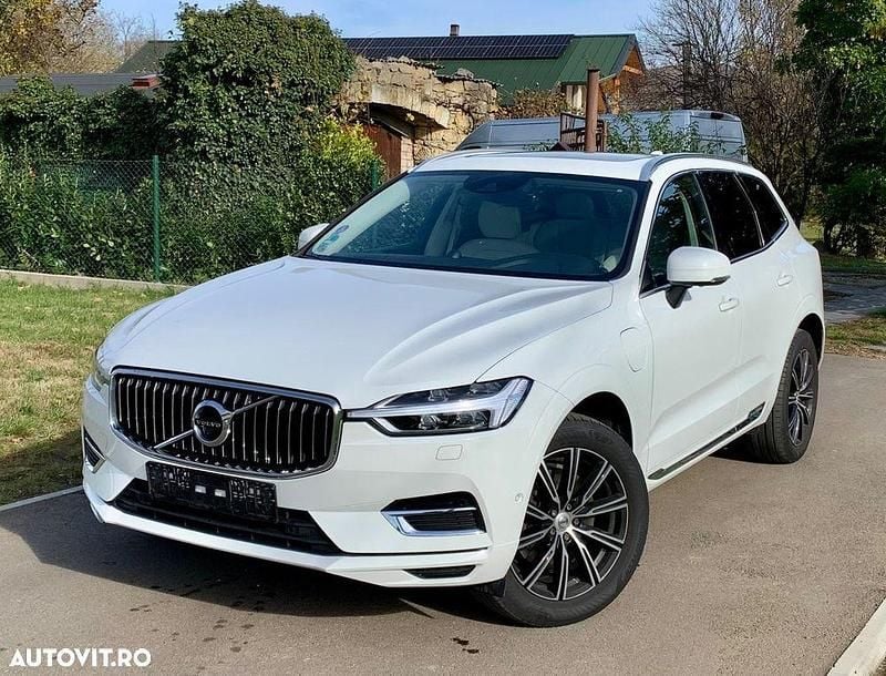 Culoarealb Utilizat 2020 Volvo XC60 Inscription SUV | 31.900 EUR - Imagine 1/4