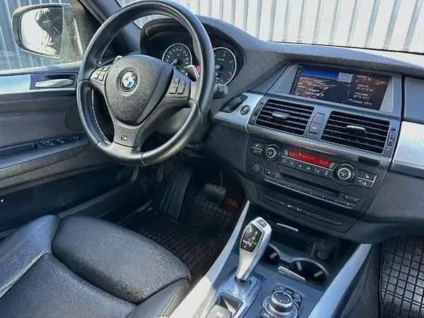 Second-hand BMW X5 306 CP (225 kW) 2012 Negru SUV