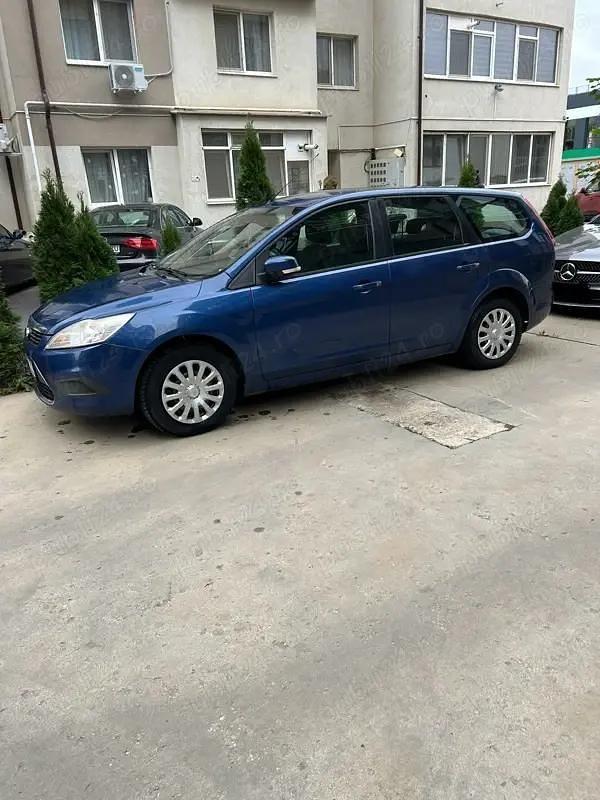 Utilizat 2010 Ford Focus Break | 2.900 EUR (Preț OK) - Imagine 1/4