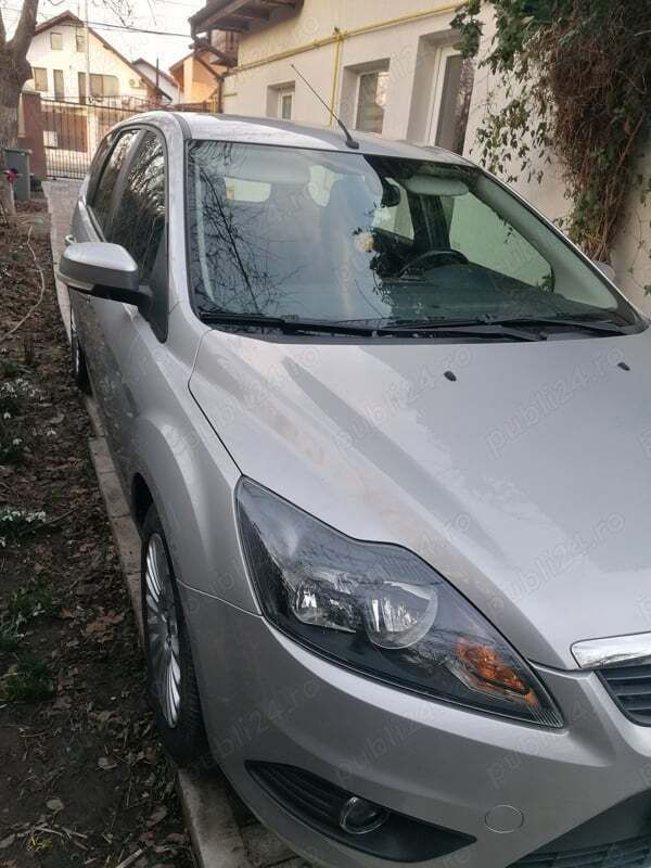Gri Utilizat 2008 Ford Focus Titanium Hatchback | 3.000 EUR (Preț OK) - Imagine 1/4