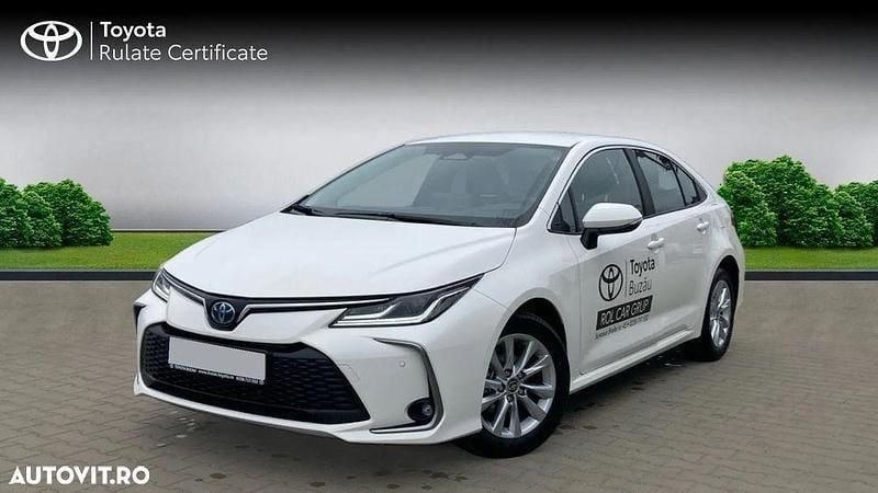Alb Utilizat 2024 Toyota Corolla Business Edition Berlinǎ | 24.901 EUR (Preț OK) - Imagine 1/4