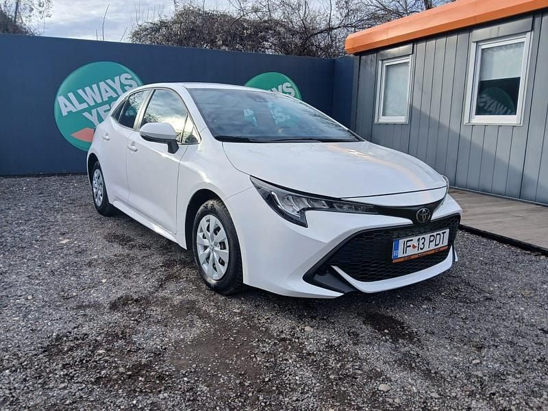 Second-hand Toyota Corolla 132 CP (97 kW) 2019 Alb Berlinǎ