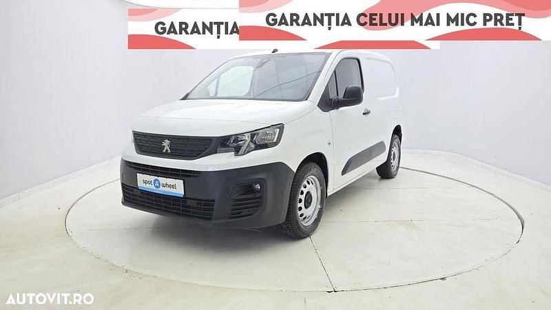 Culoarealb Utilizat 2021 Peugeot Partner Van | 11.450 EUR (Scump) - Imagine 1/3
