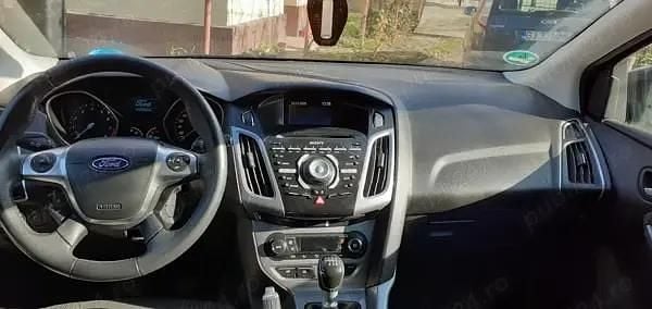Utilizat 2013 Ford Focus Hatchback | 3.700 EUR (Super Preț) - Imagine 1/4