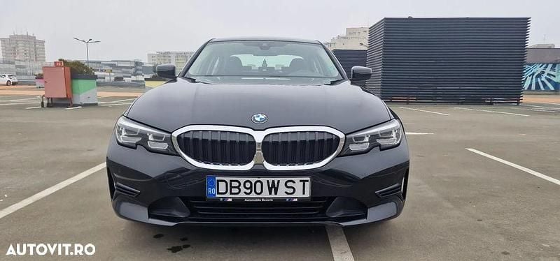 Second-hand BMW 318 Performance 143 CP (105 kW) 2021 Culoarenegru Berlinǎ