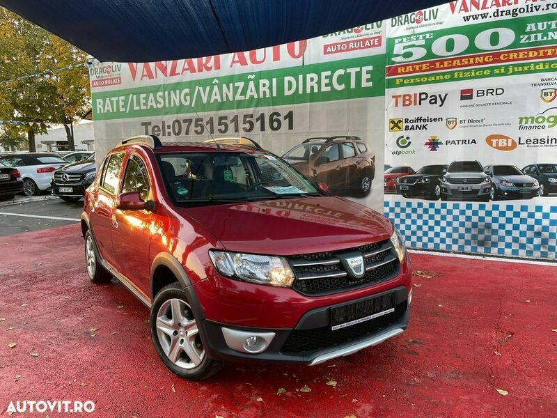 Rosu Utilizat 2014 Dacia Sandero Stepway Hatchback | 7.499 EUR (Scump) - Imagine 1/4