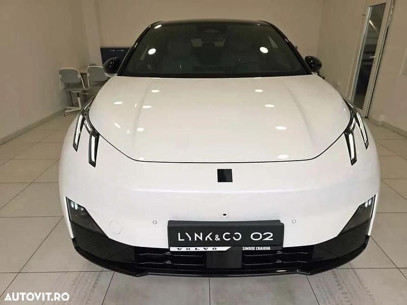 Second-hand Lynk & Co 02 200 kW (272 CP) 2024 Culoarealb SUV