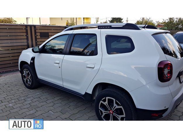 Alb Utilizat 2019 Dacia Duster SUV | 15.400 EUR (Preț bun) - Imagine 1/4