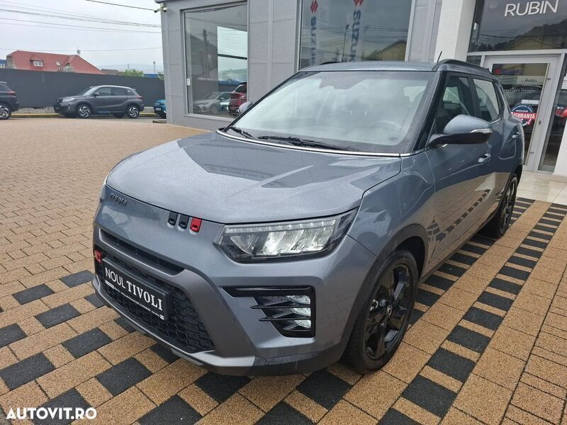 Gri Utilizat 2023 Ssangyong Tivoli SUV | 21.900 EUR - Imagine 1/4