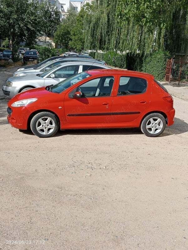 Second-hand Peugeot 206 60 CP (44 kW) 2010 Rosu Hatchback