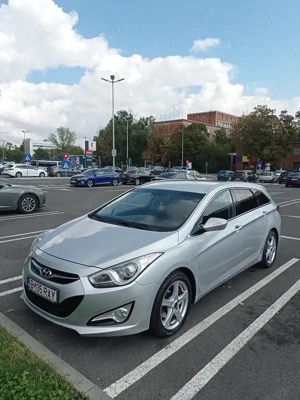 Gri Utilizat 2013 Hyundai i40 Break | 6.599 EUR (Preț OK) - Imagine 1/4