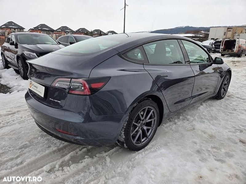 Second-hand Tesla Model 3 Performance 377 kW (513 CP) 2021 Culoaregri Berlinǎ