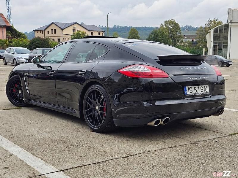 Second-hand Porsche Panamera S 380 CP (279 kW) 2012 Negru Berlinǎ