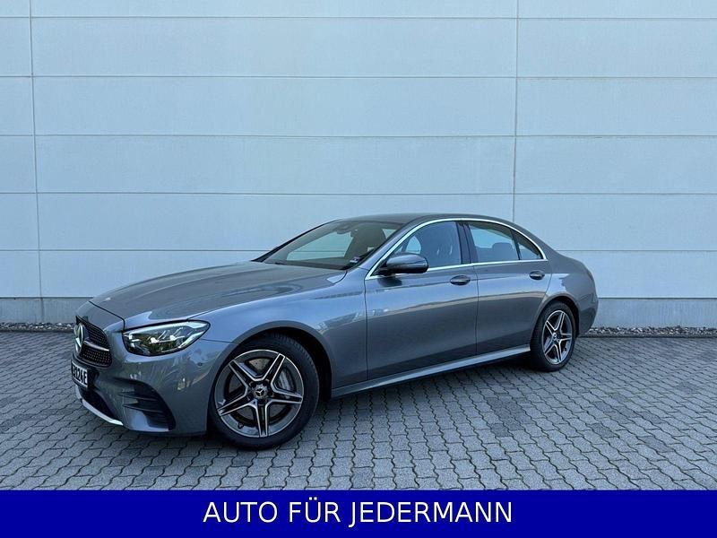 Utilizat 2022 Mercedes E300 AMG | 43.172 EUR (Preț OK) - Imagine 1/1