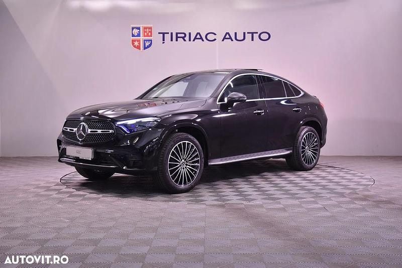 Culoarenegru Nouă 2025 Mercedes GLC300e SUV | 87.500 EUR (Scump) - Imagine 1/4