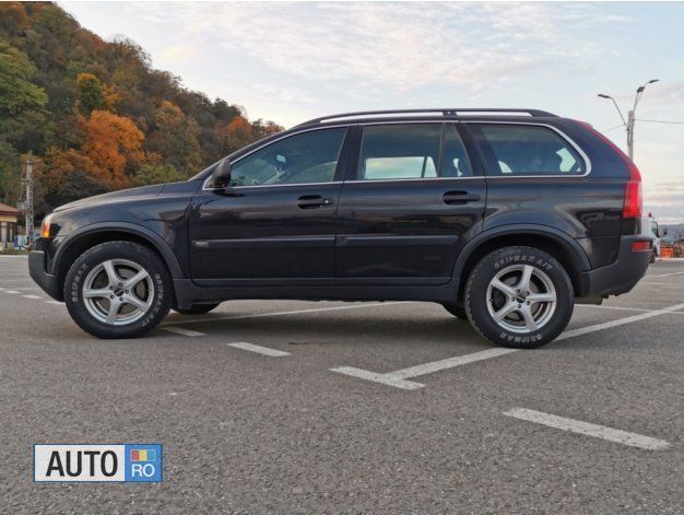 Negru Utilizat 2005 Volvo XC90 SUV | 4.890 EUR (Preț bun) - Imagine 1/4