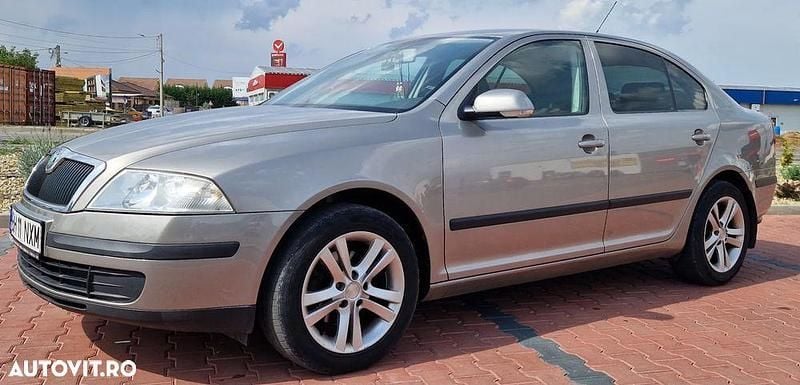 Culoaremaro Utilizat 2008 Skoda Octavia Ambiente Hatchback | 4.400 EUR (Scump) - Imagine 1/4