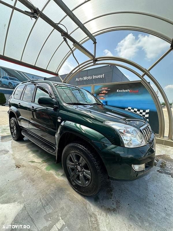 Culoareverde Utilizat 2008 Toyota Land Cruiser SUV | 17.700 EUR (Preț OK) - Imagine 1/4