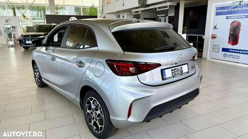 Second-hand MG MG3 194 CP (142 kW) 2024 Culoareargint Hatchback
