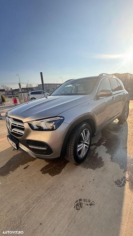 Galbeuriu Utilizat 2019 Mercedes GLE350 Exclusive SUV | 48.960 EUR (Preț bun) - Imagine 1/4
