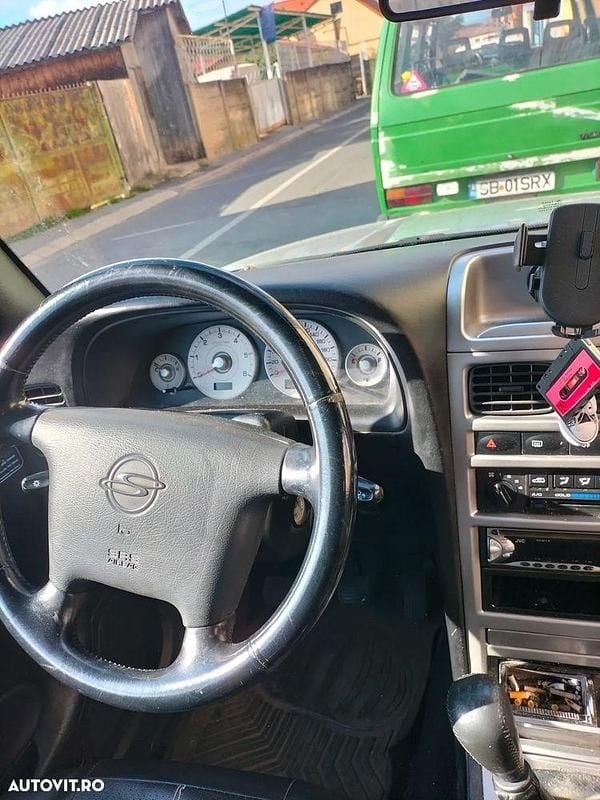 Culoareargint Utilizat 2006 Ssangyong (KGM) Korando SUV | 2.500 EUR - Imagine 1/4