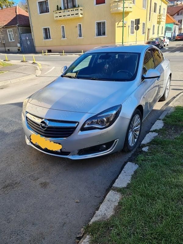 Utilizat 2015 Opel Insignia Berlinǎ | 7.500 EUR (Scump) - Imagine 1/4