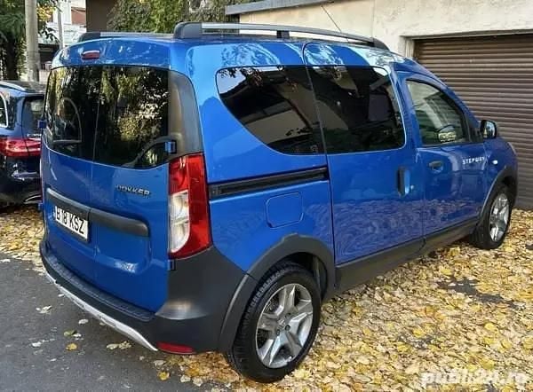 Second-hand Dacia Dokker Stepway 110 CP (80 kW) 2018 Albastru Monovolum