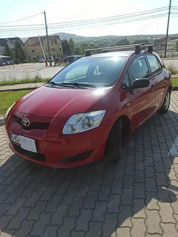 Second-hand Toyota Auris 90 CP (66 kW) 2008 Berlinǎ