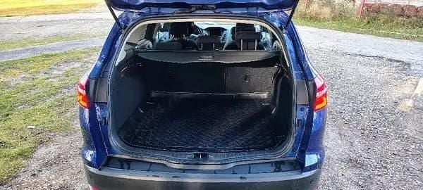 Second-hand Ford Focus 120 CP (88 kW) 2016 Albastru Break