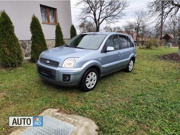 Second-hand Ford Fusion 90 CP (66 kW) 2008 Gri Break