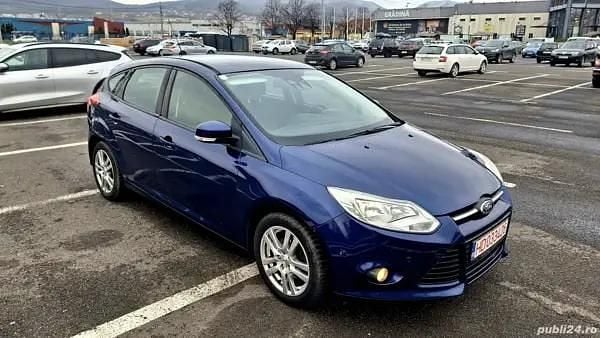 Utilizat 2014 Ford Focus Hatchback | 4.000 EUR (Preț bun) - Imagine 1/4