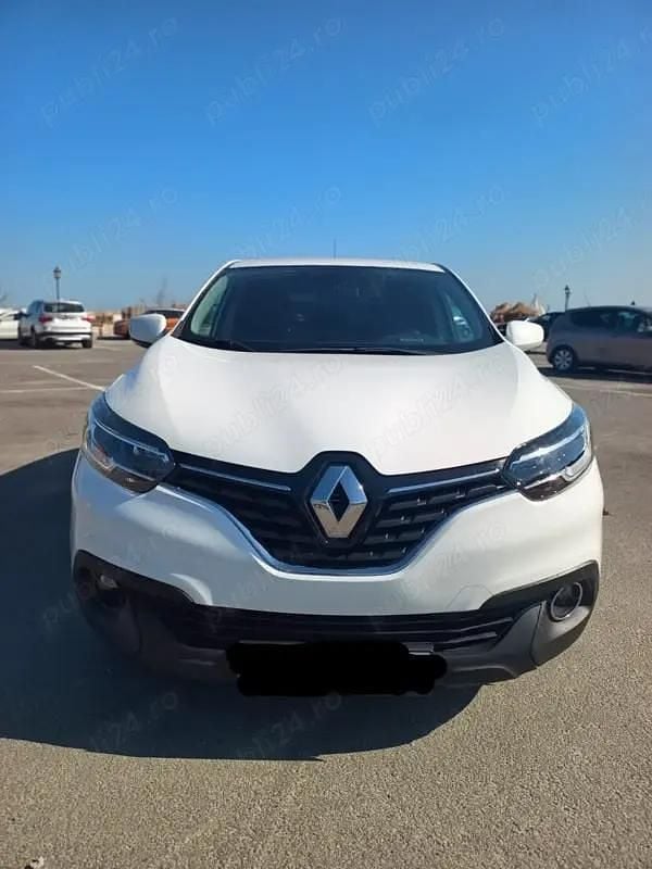 Culoarealb Utilizat 2017 Renault Kadjar SUV | 12.200 EUR (Preț bun) - Imagine 1/4