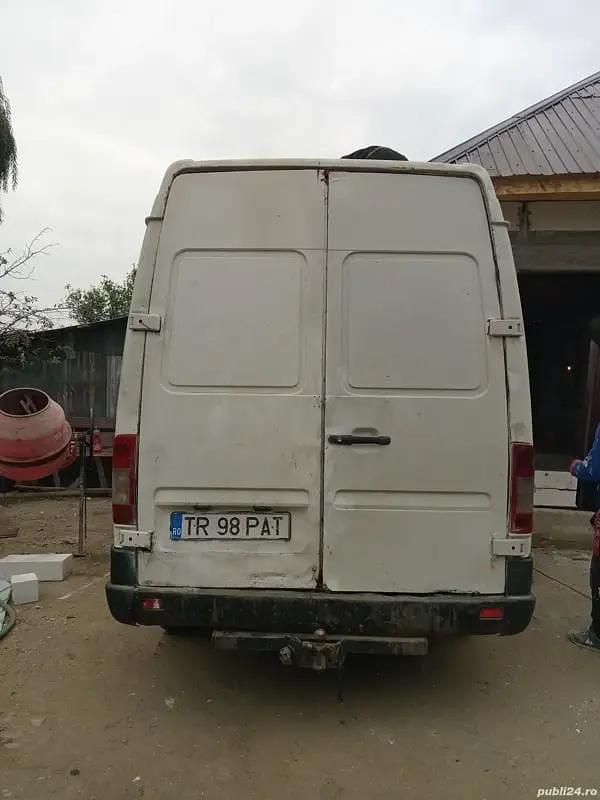 Second-hand Mercedes Sprinter 135 CP (99 kW) 2004 Van