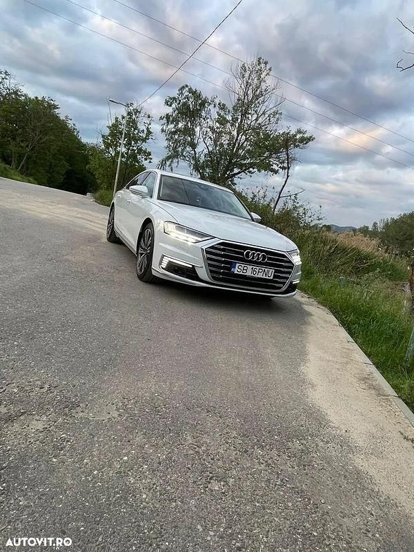 Alb Utilizat 2021 Audi A8 Berlinǎ | 42.750 EUR - Imagine 1/4