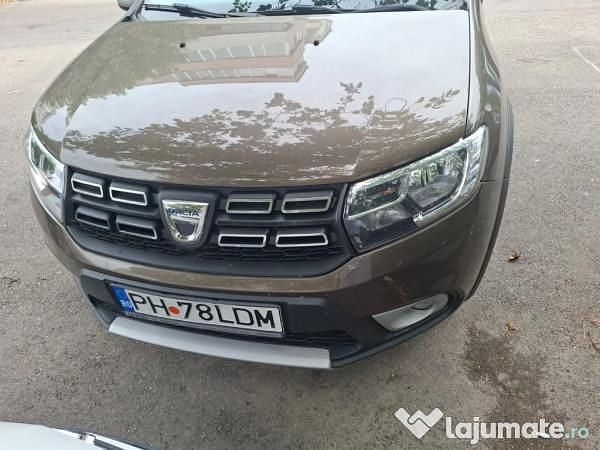 Maro Utilizat 2019 Dacia Sandero Stepway | 8.500 EUR (Preț OK) - Imagine 1/4