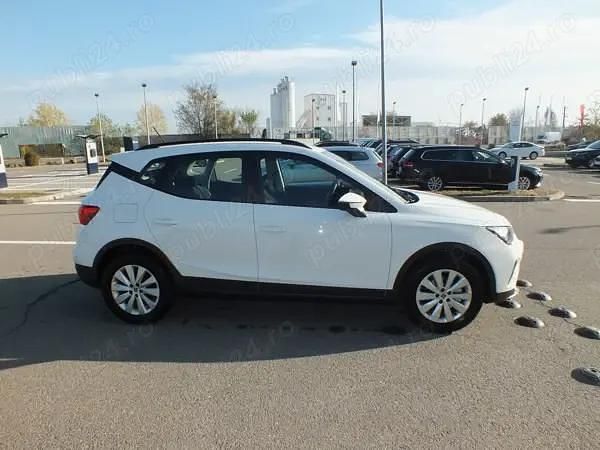 Alb Utilizat 2023 Seat Arona SUV | 15.500 EUR (Puțin scump) - Imagine 1/4