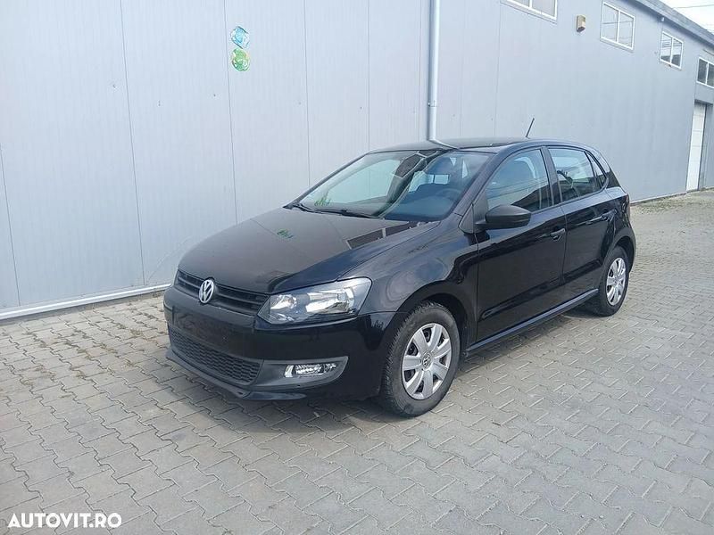 Culoarenegru Utilizat 2010 VW Polo Team | 3.690 EUR (Preț bun) - Imagine 1/4