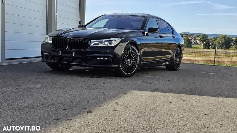 Culoarenegru Utilizat 2016 BMW 730 Berlinǎ | 27.499 EUR (Preț OK) - Imagine 1/4