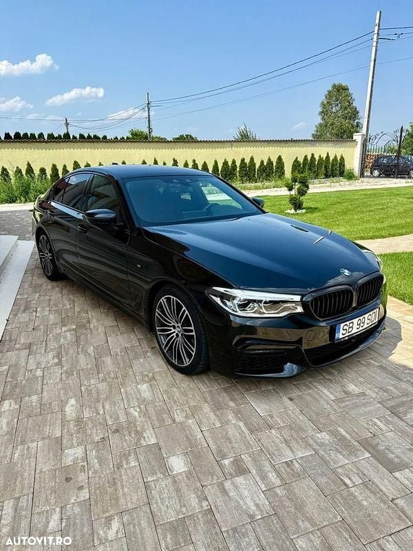 Negru Utilizat 2018 BMW 530 Sport Line Berlinǎ | 29.500 EUR (Preț OK) - Imagine 1/4