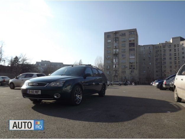 Verde Utilizat 2002 Ford Mondeo Break | 2.000 EUR (Preț OK) - Imagine 1/4