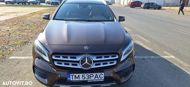 Culoaremaro Utilizat 2017 Mercedes GLA250 AMG line SUV | 25.900 EUR (Preț OK) - Imagine 1/4