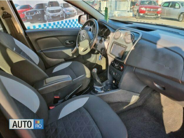 Second-hand Dacia Sandero 90 CP (66 kW) 2015 Negru Hatchback