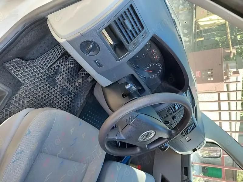 Second-hand VW T5 75 CP (55 kW) 2008 Van