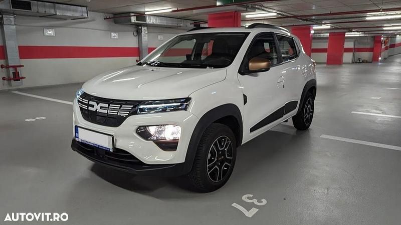 Culoarealb Utilizat 2023 Dacia Spring Extreme Hatchback | 12.600 EUR (Preț OK) - Imagine 1/4