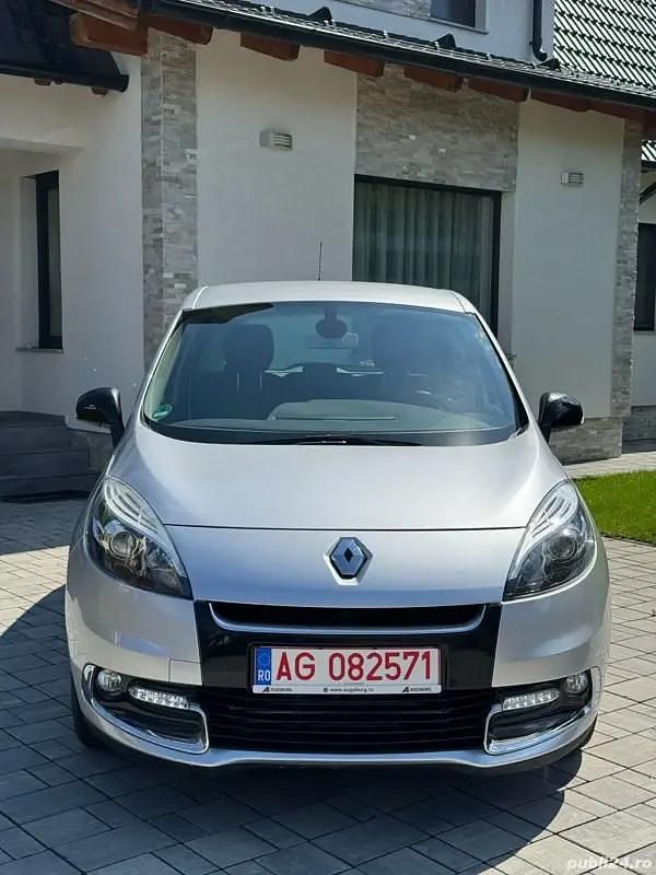 Second-hand Renault Scénic III 125 CP (91 kW) 2012 Argintiu Monovolum