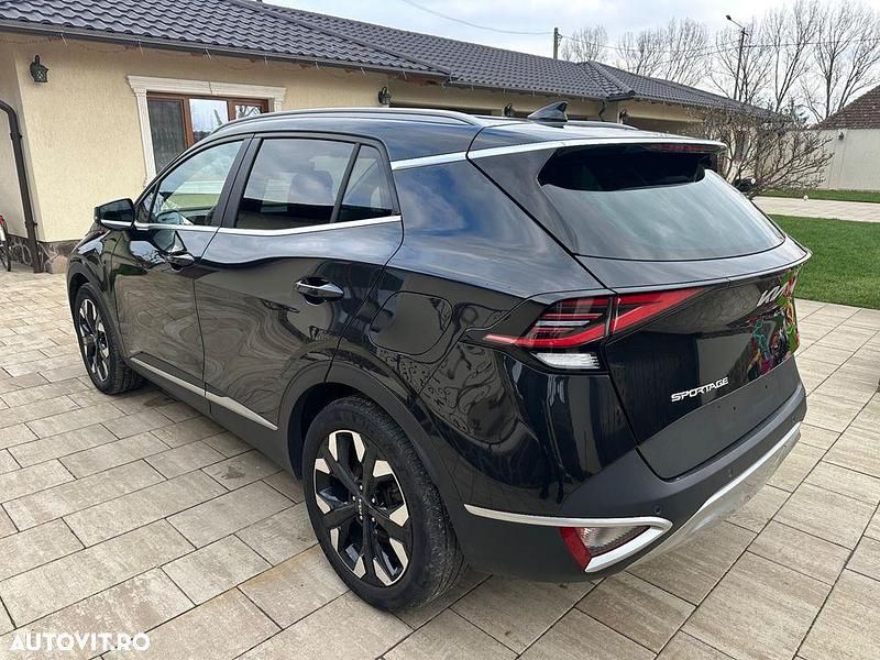 Second-hand Kia Sportage 265 CP (194 kW) 2022 Culoarenegru SUV