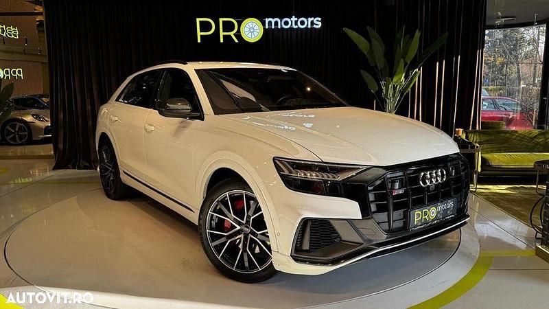 Culoarealb Utilizat 2020 Audi SQ8 Design SUV | 56.900 EUR - Imagine 1/4