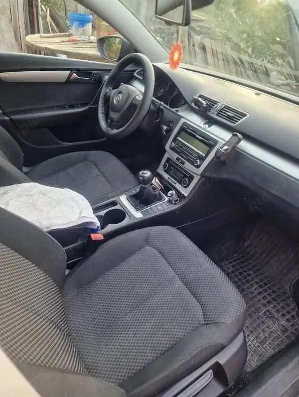Utilizat 2012 VW Passat Break | 5.600 EUR (Preț OK) - Imagine 1/4