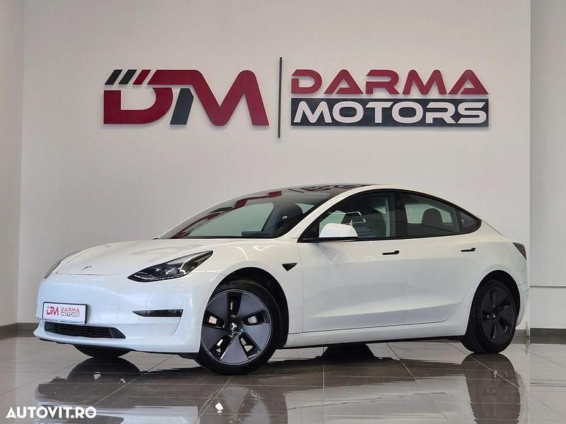 Culoarealb Utilizat 2023 Tesla Model 3 Standard Range Plus Berlinǎ | 27.889 EUR (Preț bun) - Imagine 1/4
